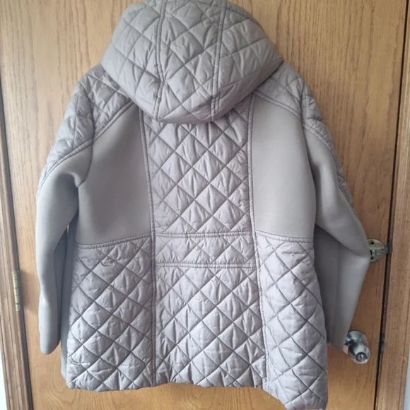 London Fog Women's Taupe Quilted Puffer Coat - Picture 10 of 13